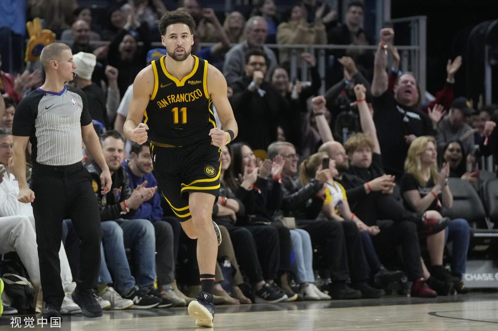 篮球明星的 篮球明星的